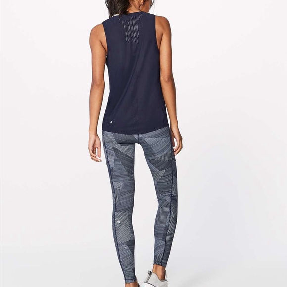 Lululemon Athletica Blue Sleeveless Tank Top - Picture 1 of 9
